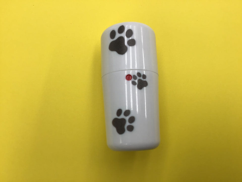 ギリ粉入れ プラスチック 肉球
