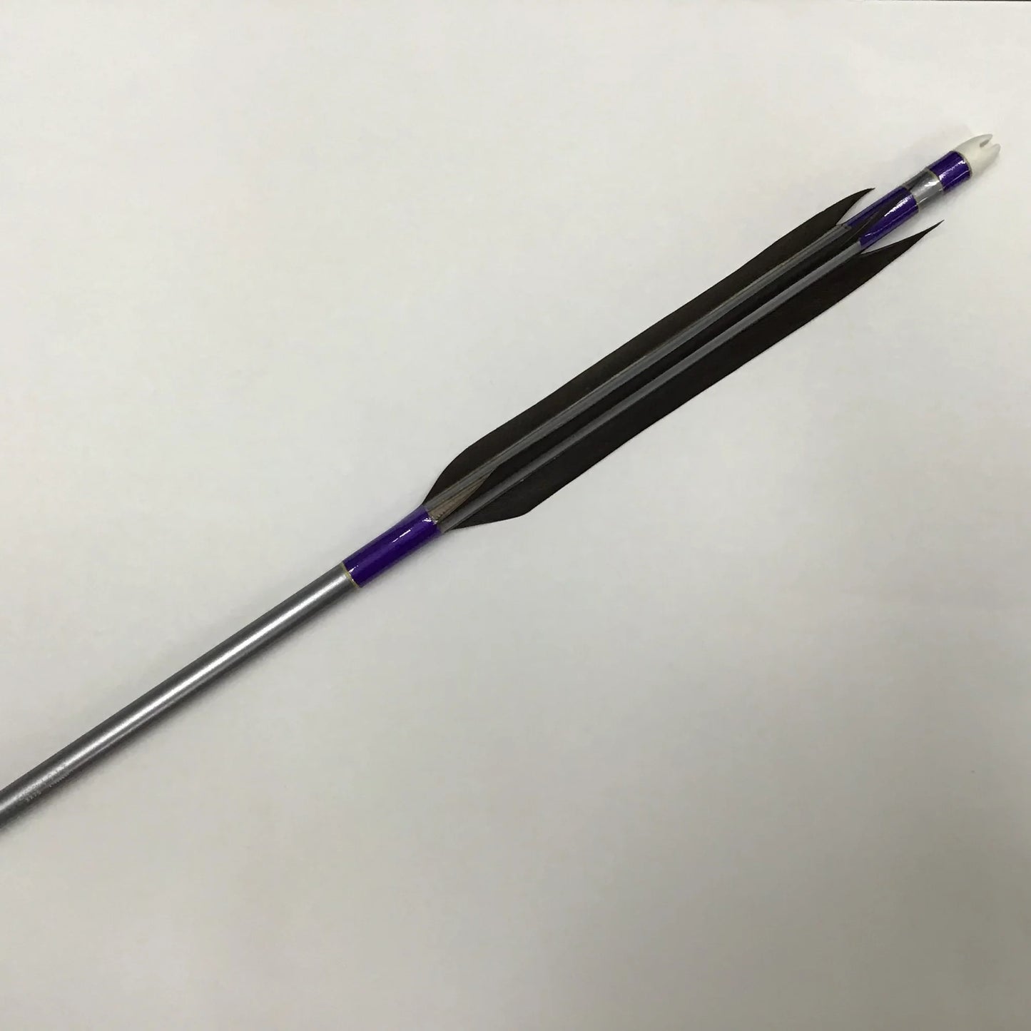 【黒羽根】アルミ矢 黒鷲風切羽根 遠的用