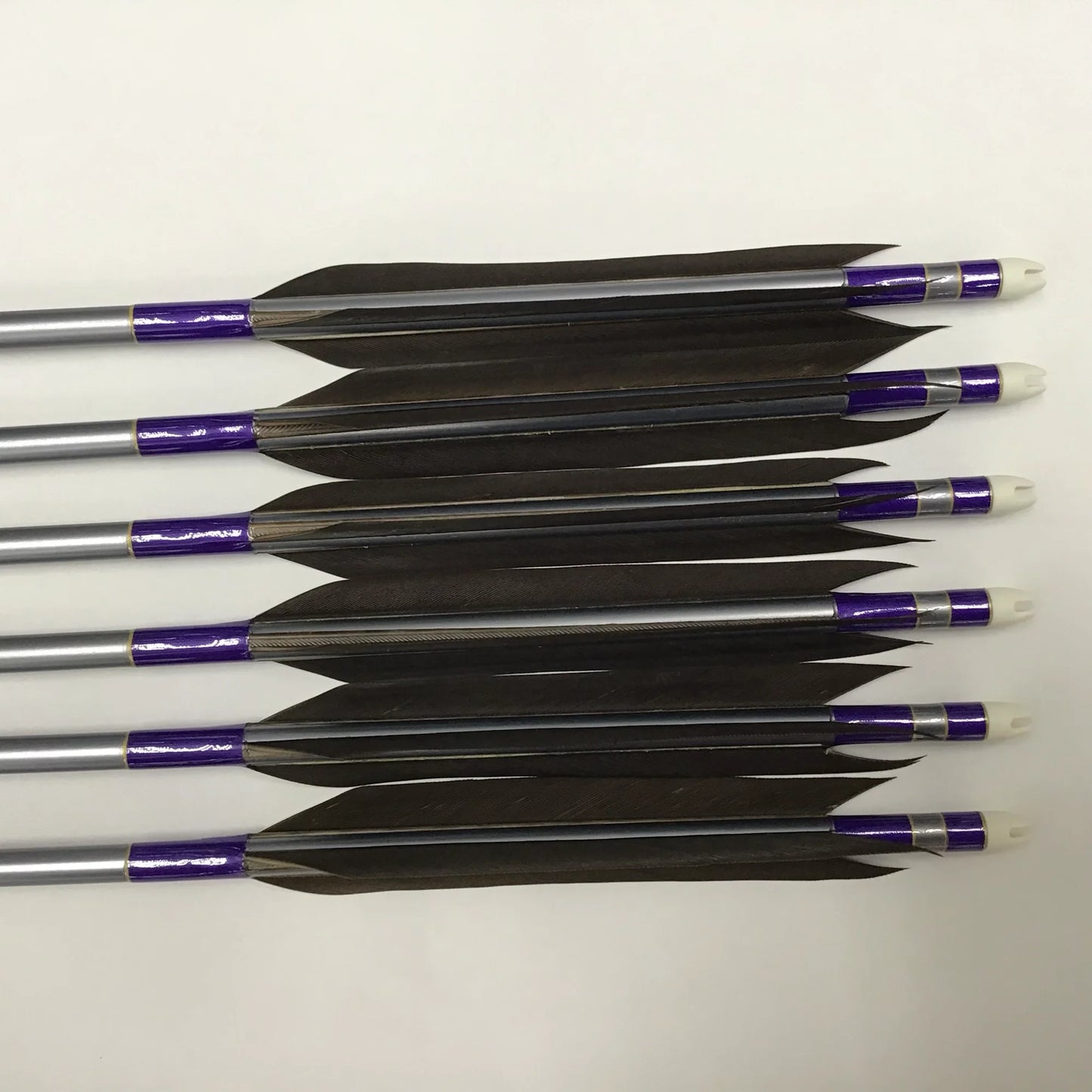 【黒羽根】アルミ矢 黒鷲風切羽根 遠的用